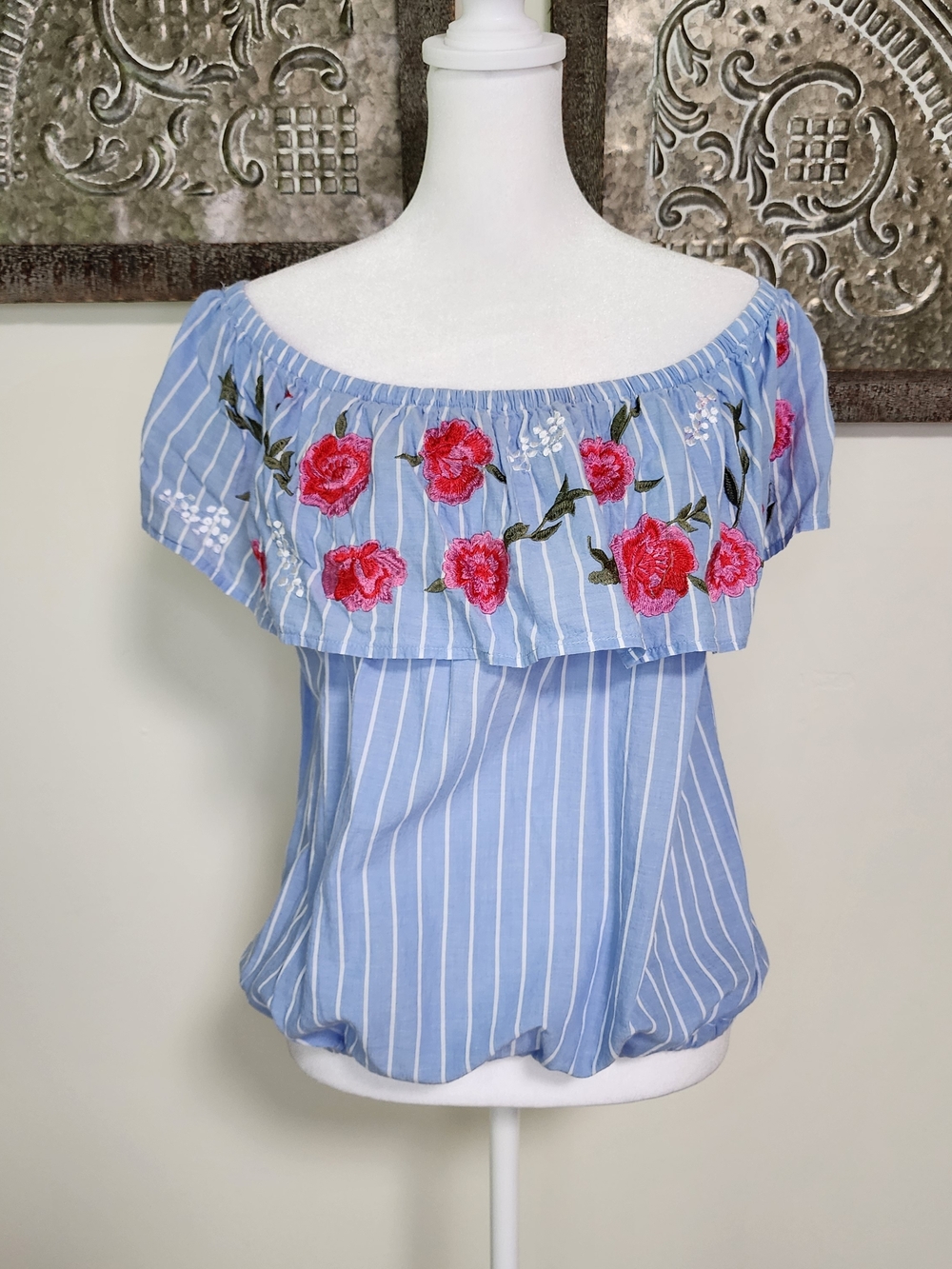 Dizzy Lizzy Floral Embroidered Off-Shoulder Blue  & White Stripe Top Med Cotton
